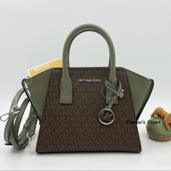🌲🎁NeW! Michael Kors Avril Small Set - Picture 3 of 9